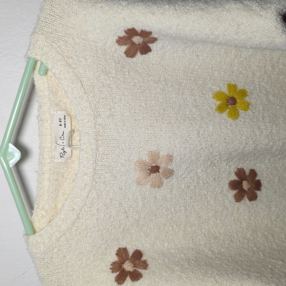 Rylee + Cru Cassidy Sweater Cream Flowers Daisies NEW Girls Size 8-9 - Picture 4 of 6